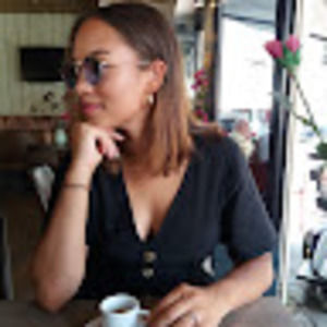 Meet your Posher, Celine